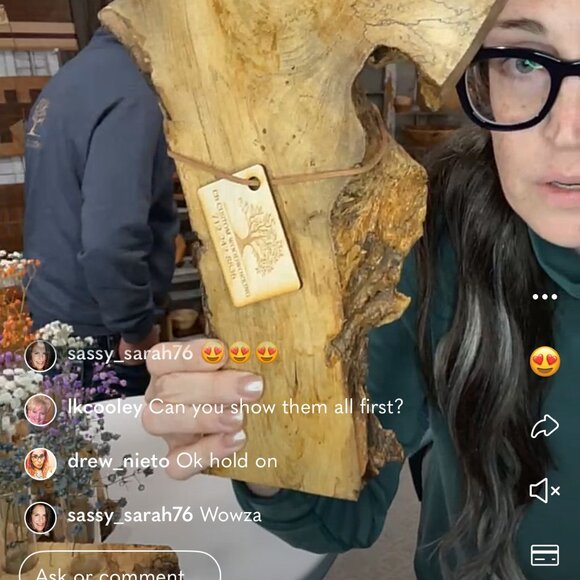 VASES - Picture 5 of 5